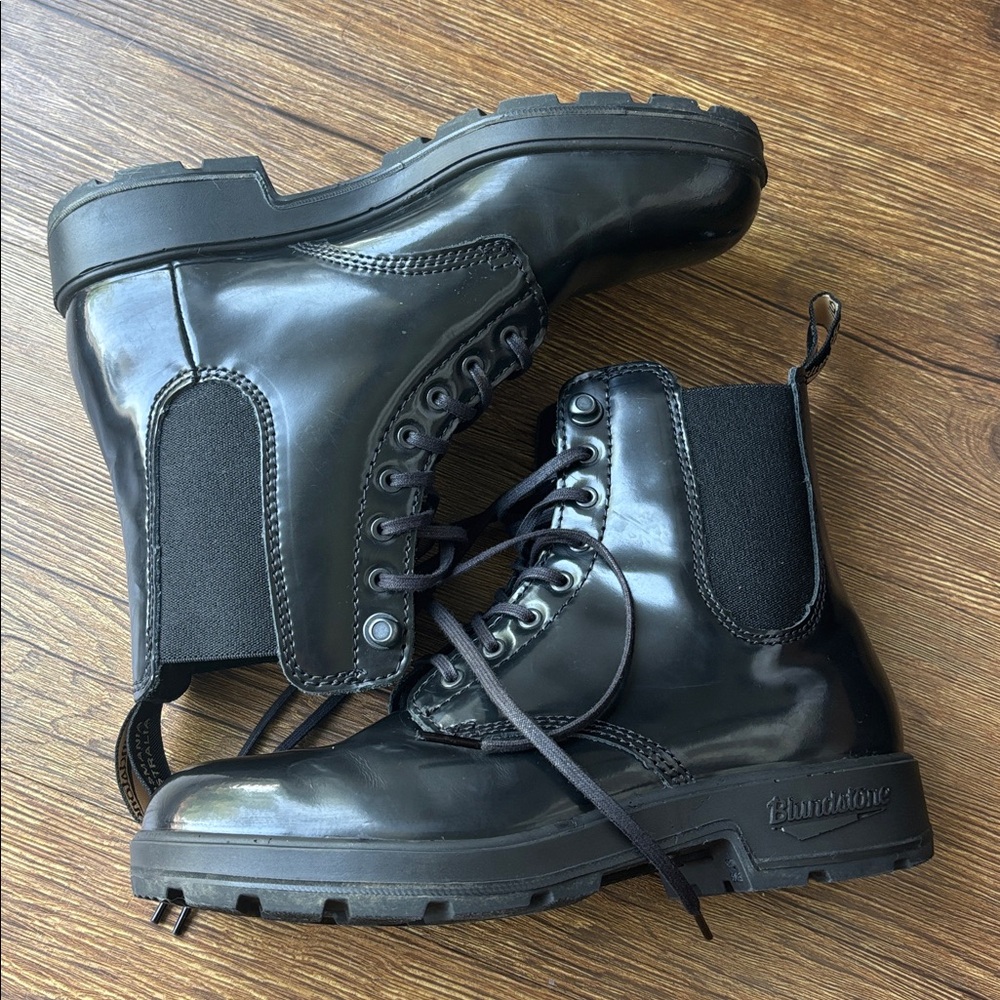 Blundstone shiny black patent leather lace up combat boots